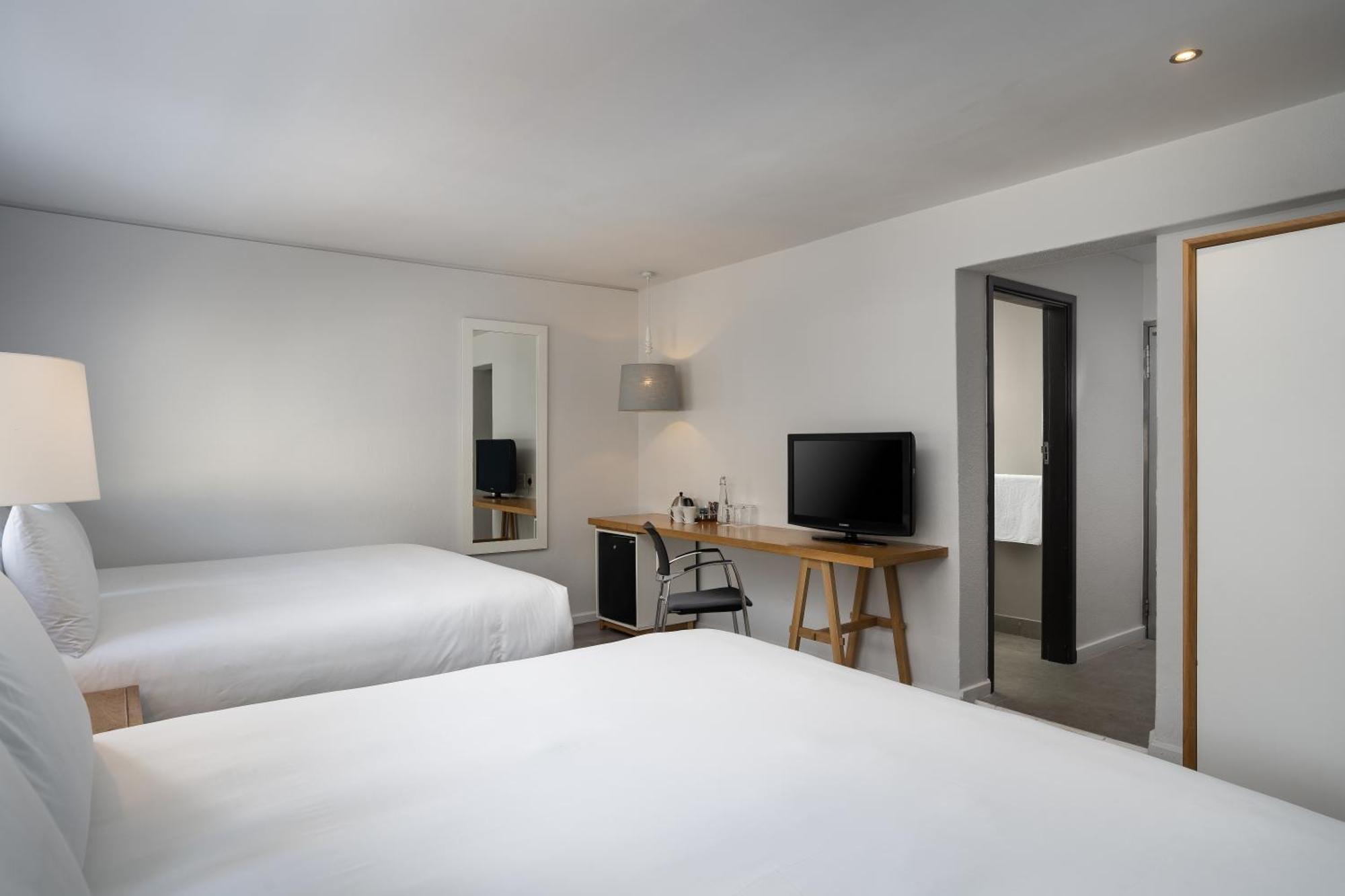 Protea By Marriott Sea Point 4*