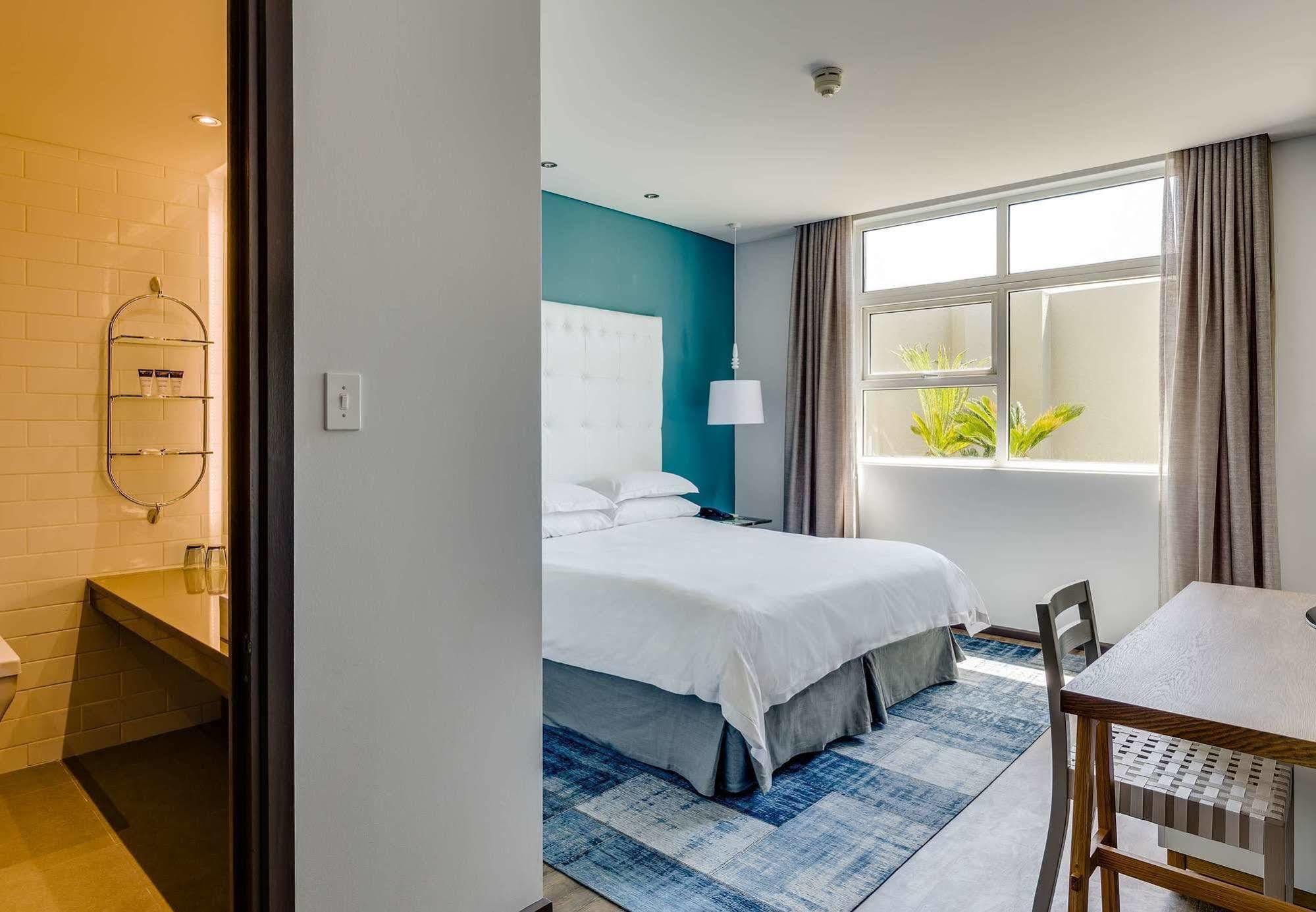 Protea By Marriott Sea Point Hotel 4*